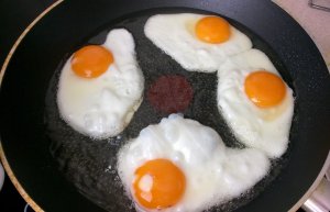 Sülnek a tojások