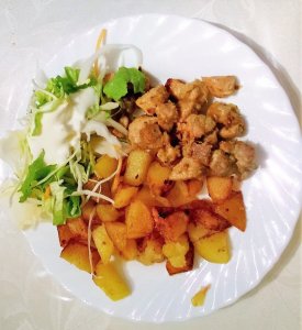 Fokhagymás pecsenye sült krumplival