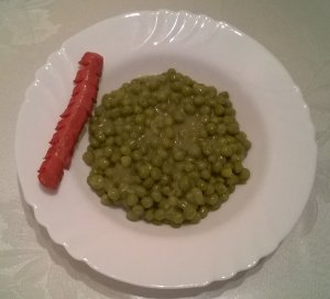 Borsó főzelék sült virslivel