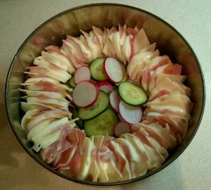 Közepére zöldséget rakok