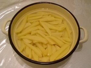 Összevágom a krumplit